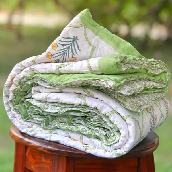 Quilts: Heirloom Warmth & Timeless Style